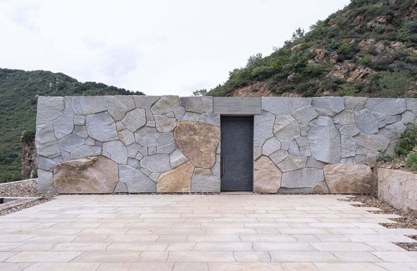 Tranquility Amidst History: Jinshan Mountain Upper Cloister